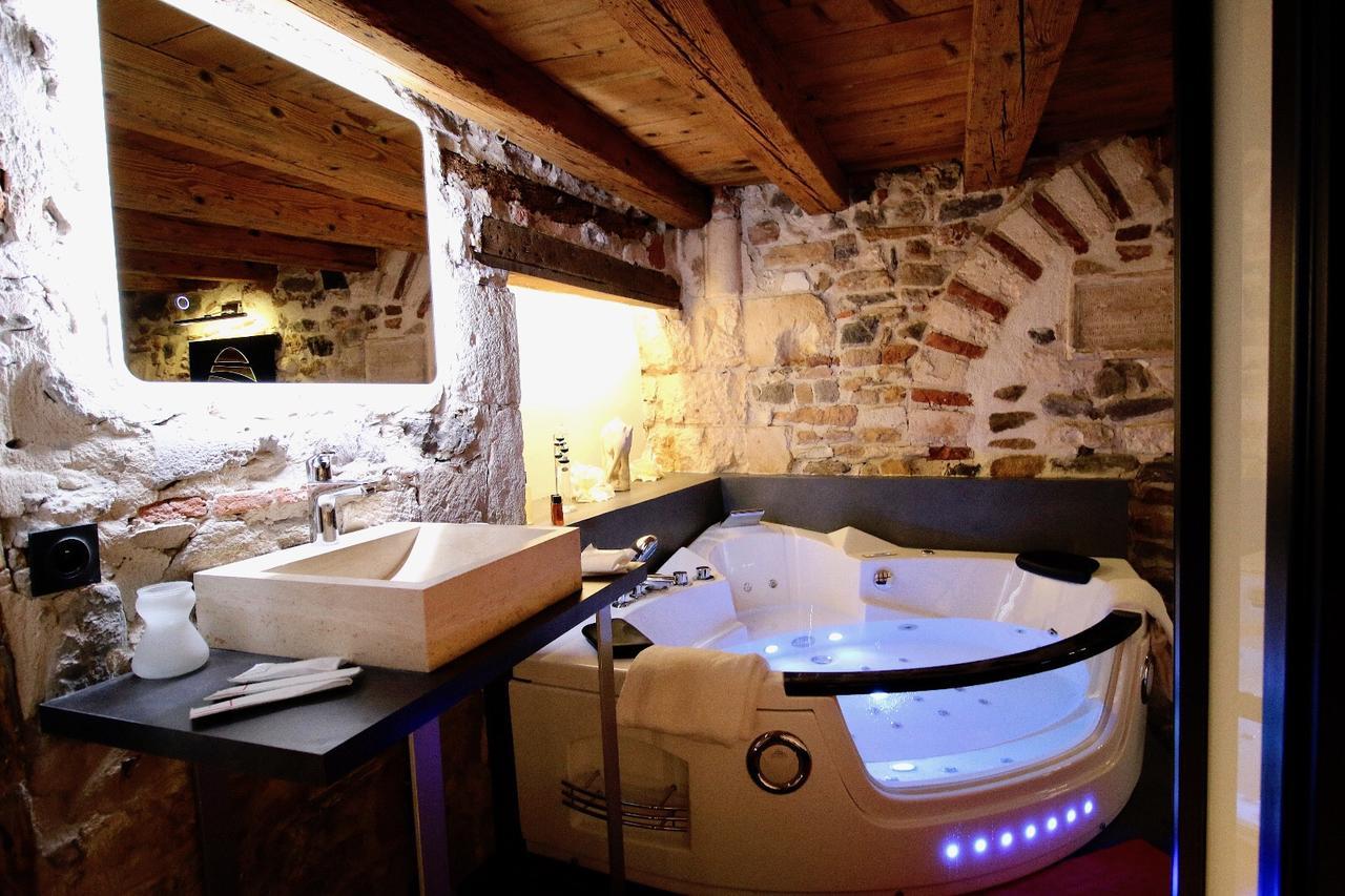 Le Clos De Sainte Croix Lyon Luaran gambar
